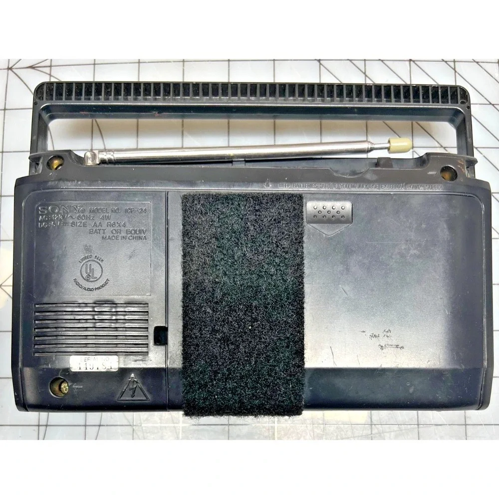 Sony ICF-24 Portable AM/FM Radio AC Battery Powered Tested Antenna Works